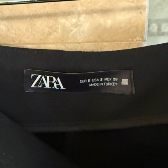 Zara High Waist Shorts with Gold Buttons - Picture 8 of 8